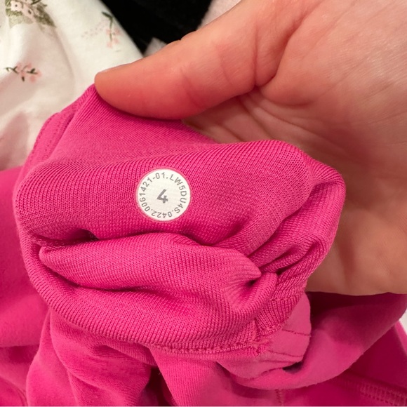 Lululemon Align High Rise Legging with Pockets 28" - Picture 3 of 4